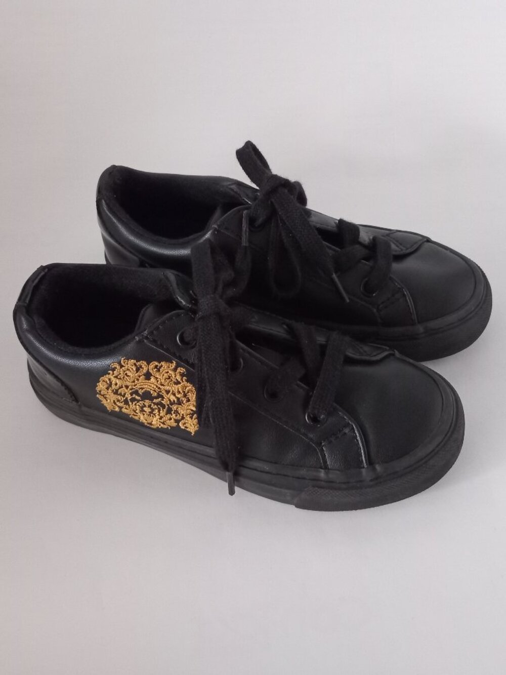 Zara Girls Black Sneakers Size 28-29 Casual Everyday Travel Preppy
